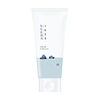 Мягкая пенка для очищения кожи ROUND LAB 1025 Dokdo Cleanser