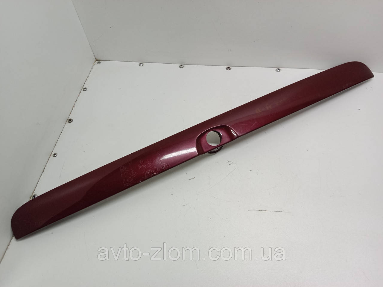 Накладка кришки багажника Opel Astra G, Айстра. Седан. 93240976., фото 1