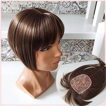 Накладка на маківку з термоволосся з проділом і чубчиком на затискачах світло-русява TR-FP12-12