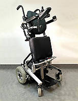 Інвалідна коляска з електроприводом і функцією вертикалізації Permobil Lifestand LSC Power Wheelchair
