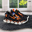Кросівки дитячі для хлопчика чорні з помаранчевим текстильні з павуком, фото 2