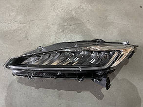 Фара передня ліва Honda M-NV