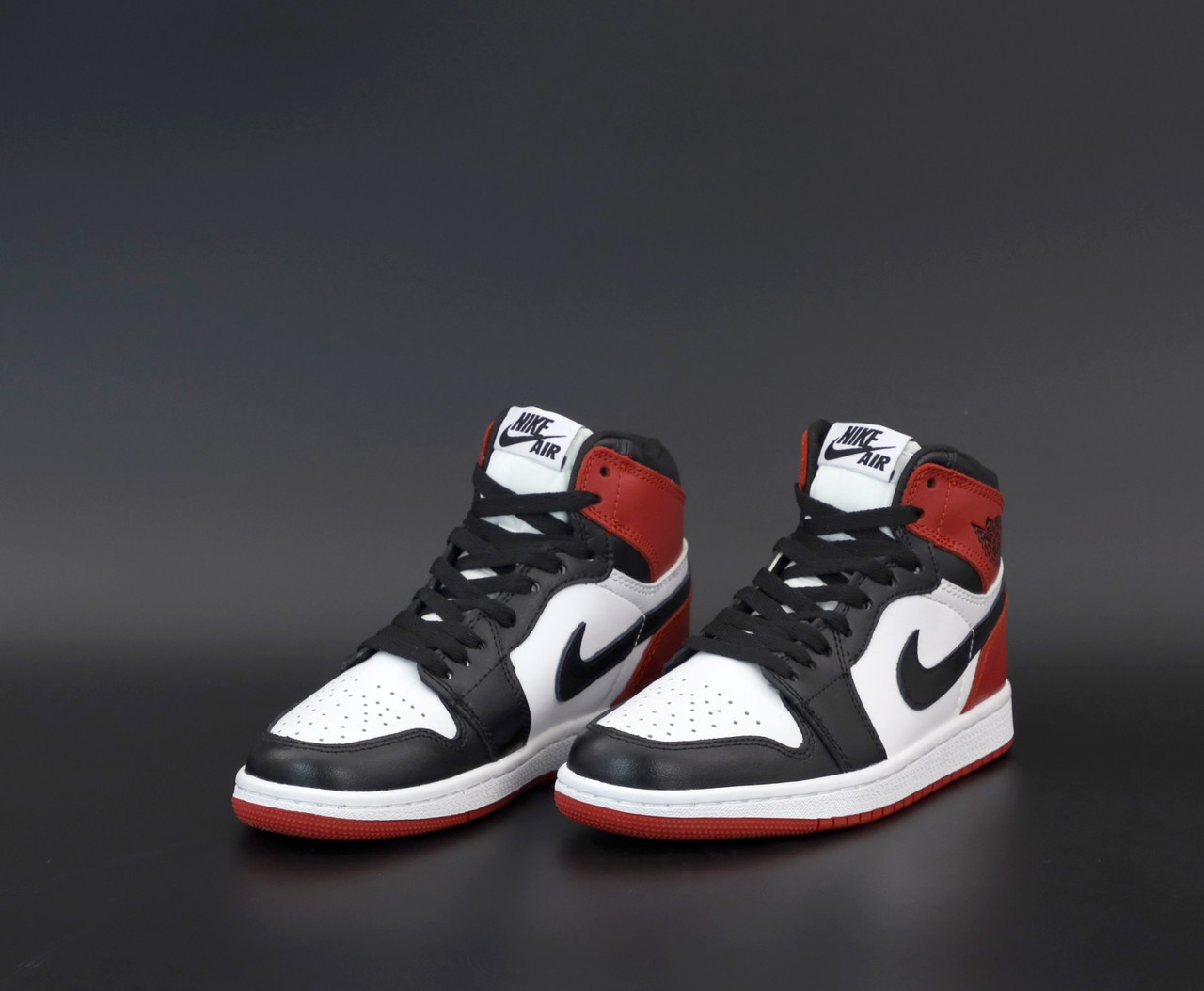 Чоловічі високі Кросівки Nike Air Jordan 1 Retro