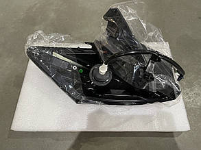 Стоп задній лівий Honda M-NV