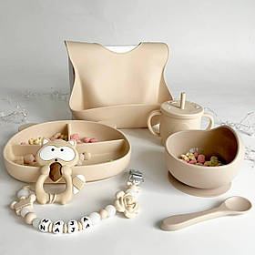 Набір  силіконового  дитячого посуду для прикорму, на присосках/ з іменним гризунком Єнот
