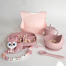 Силіконова секційна тарілка на присосці, нагрудник, поїльник з трубочкою, ложка/ з іменним гризунком