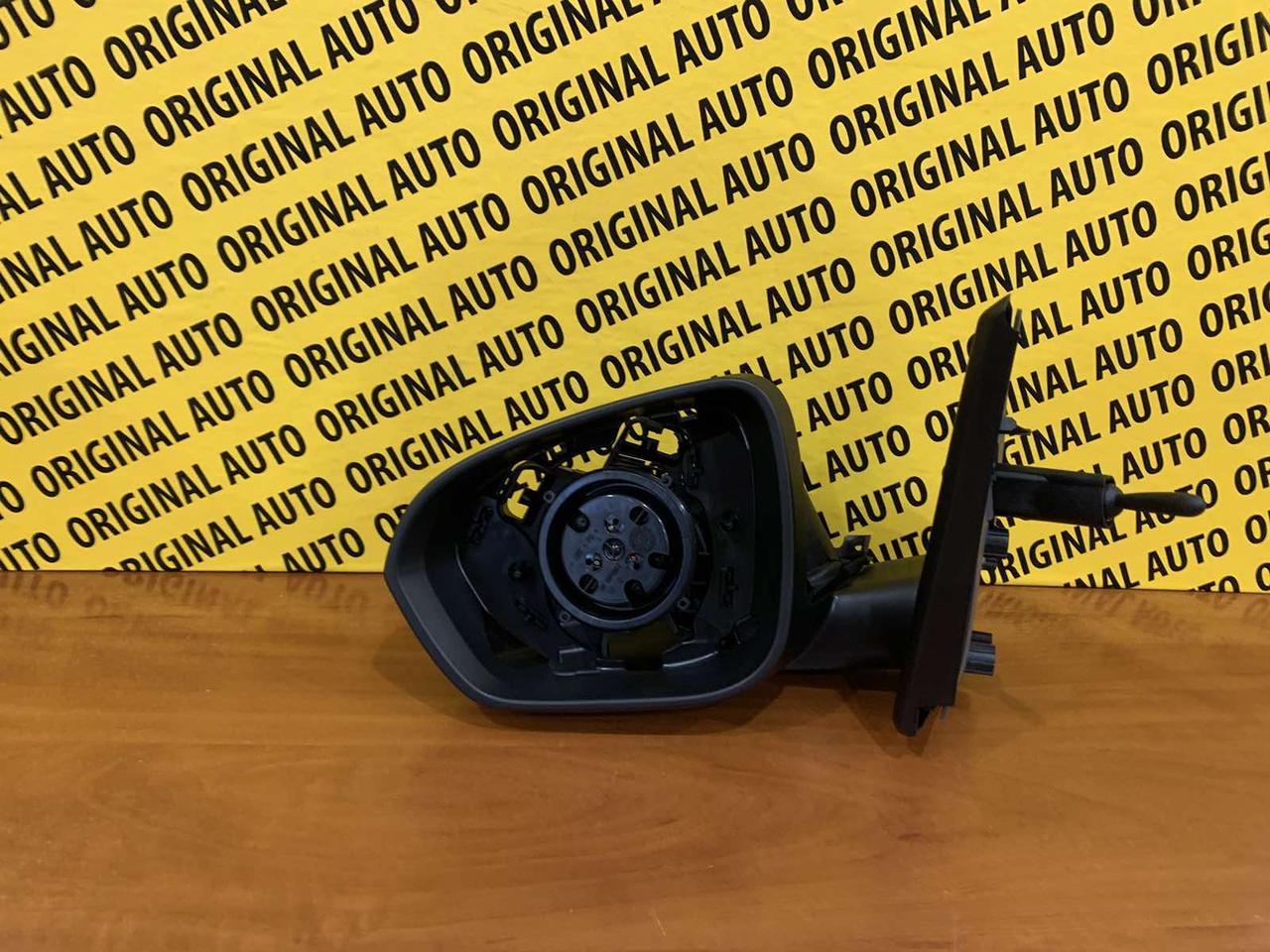 Дзеркало зовнішне ліве на Renault Duster II 2017- Оригінал 963023827R