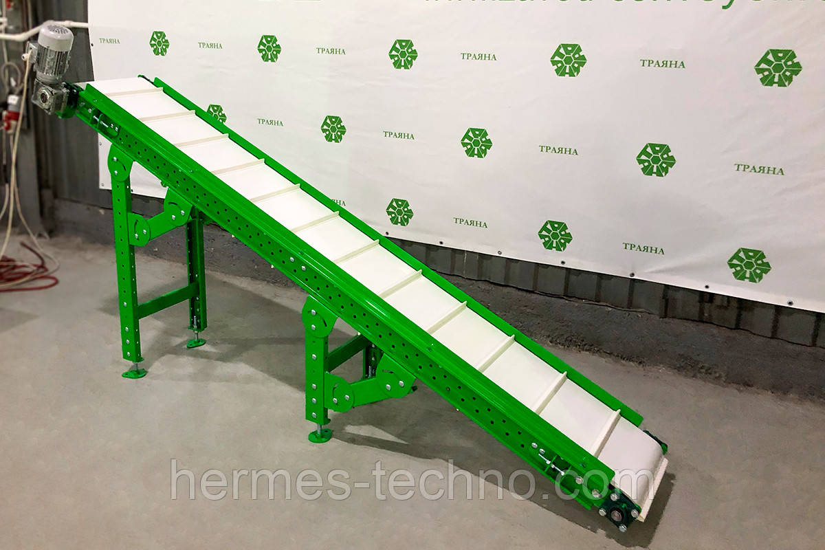 Конвеєрні стрічки харчові з поперечними профілями