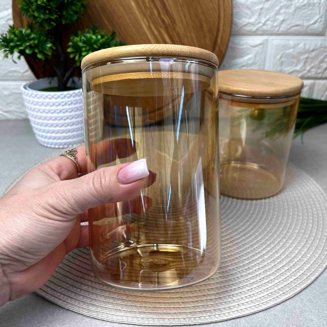 Золота скляна банка для сипучих продуктів 950мл Shine Crystal