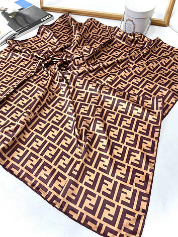 Шовкова брендова хустка Fendi 90*90 см коричнева ручна обробка краю, фото 1