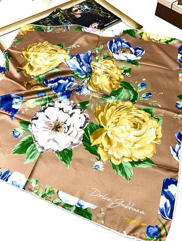 Шовкова брендова хустка Dolce Gabbana 90*90 см коричнева ручна обробка краю, фото 1