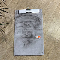 Комплект килимків у ванну кімнату 50*80+50*40 штучне хутро на гумовій основі ESTERA Light Grey