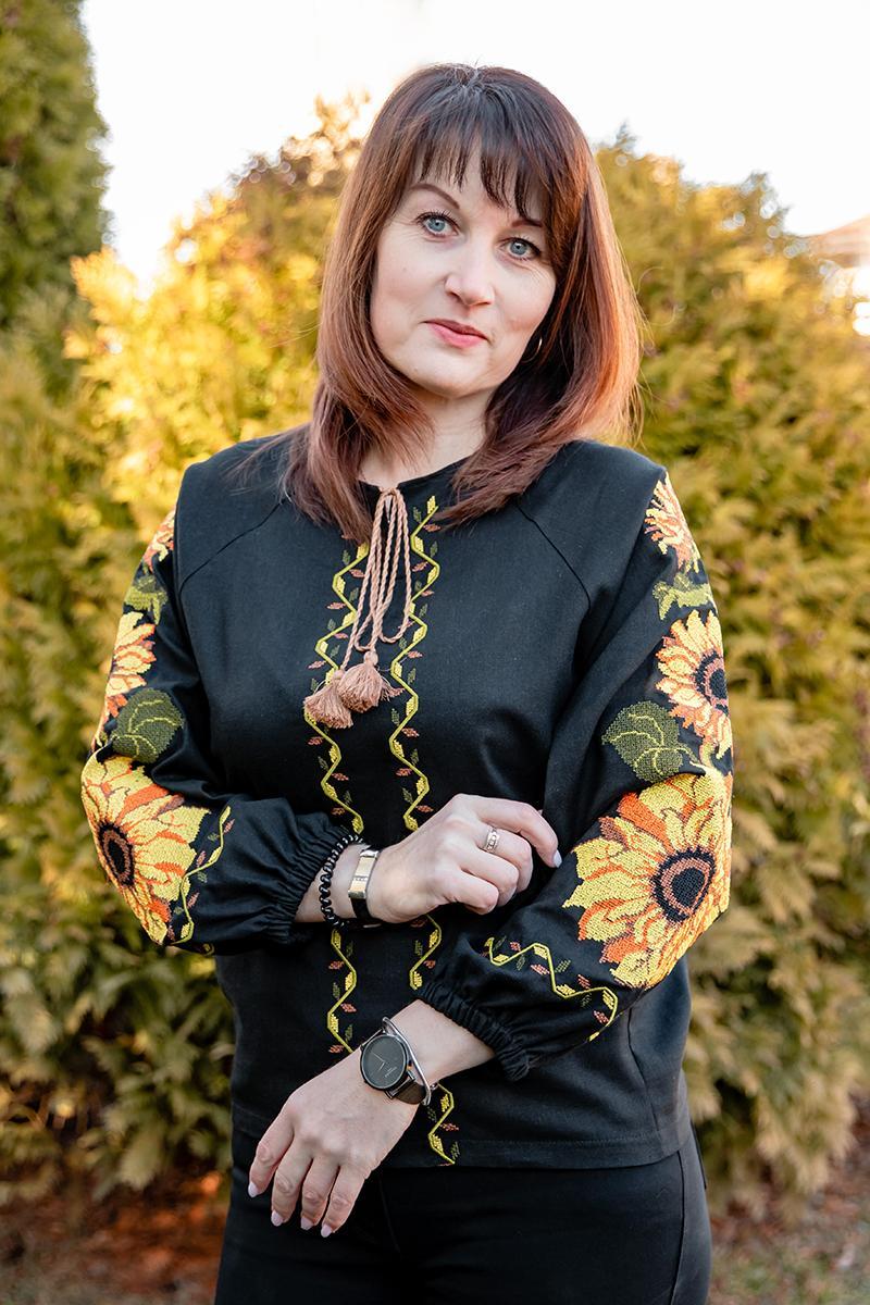 Π§ΠΎΡΠ½Π° Π²ΠΈΡΠΈΠ²Π°Π½ΠΊΠ° ΠΆΡΠ½ΠΎΡΠ° Π· ΡΠΎΠ½ΡΡ
Π°ΠΌΠΈ Π΄ΠΎΠ²Π³ΠΈΠΉ ΡΡΠΊΠ°Π² Π»ΡΠΎΠ½ Π²ΠΈΡΠΈΠ²ΠΊΠ° Ρ
ΡΠ΅ΡΡΠΈΠΊΠΎΠΌ ΠΊΠΎΠ½ΡΡΠ°ΡΡΠ½Π°