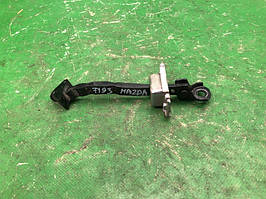 Обмежувач дверей MAZDA