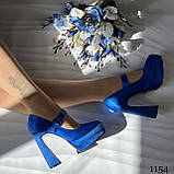 Жіночі сині туфлі на високих підборах і платформі з квадратним носком, фото 4