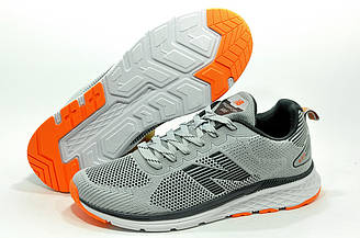 Бігові чоловічі кросівки New Balance 680