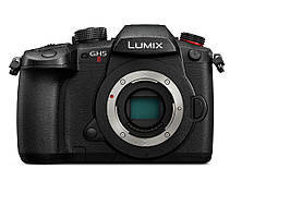 Цифрова бездзеркальна камера LUMIX DC-GH5M2EE