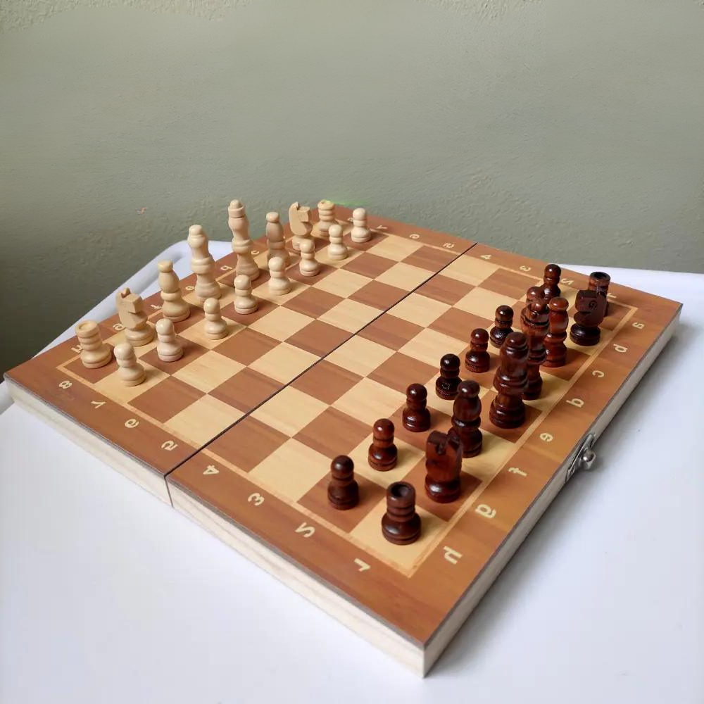 Набор игр Шахматы, шашки, нарды 3 в 1 деревянные Zelart Шахматная доска 34 x 34 см Коричневый (W7723) - фото 1 - id-p1766707371