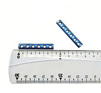 Пластина п'ясткова (титан) товщина 1 мм, D = 2,7 мм, 8 отв,