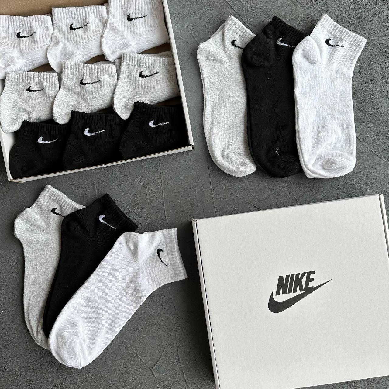 Чоловічі короткі шкарпетки Nike 18 пар білі сірі чорні Найк подарунковий набір шкарпеток