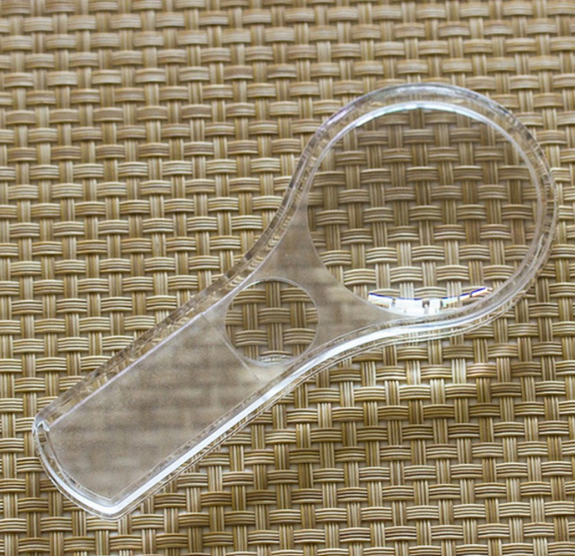 Лупа пластикова, діаметр 45 мм, збільшення 3 рази