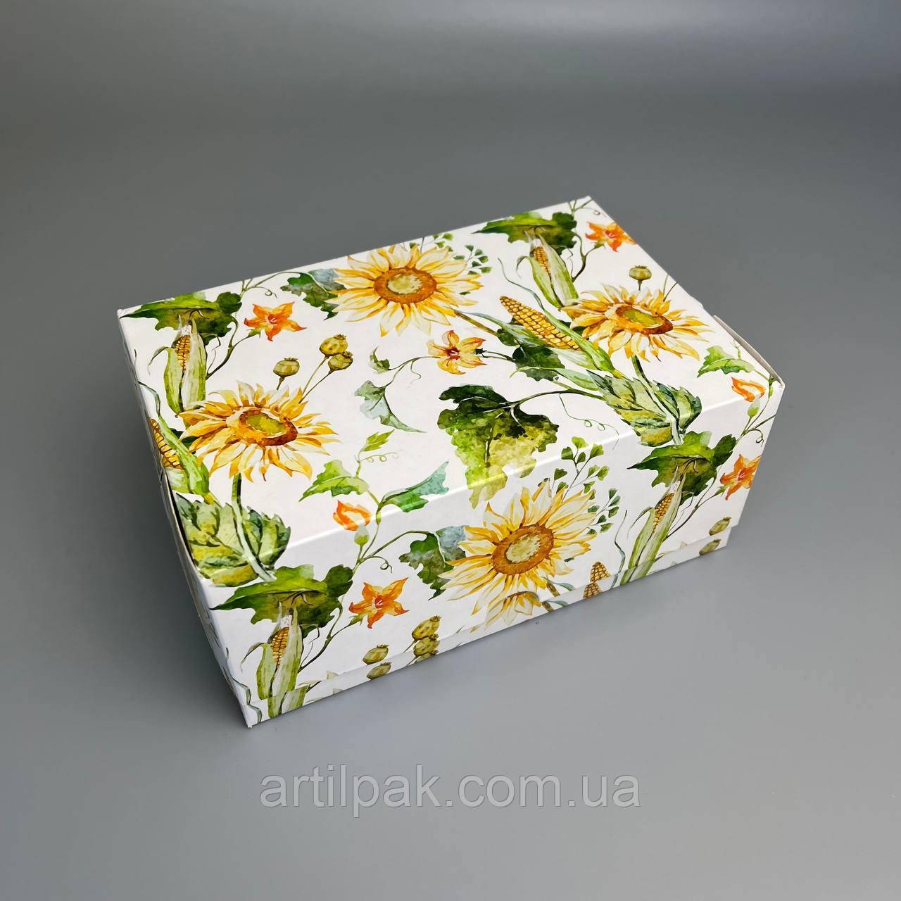 Коробка для десертів і капкейків Сонях/ Ланч бокс Сонях 180*120*80