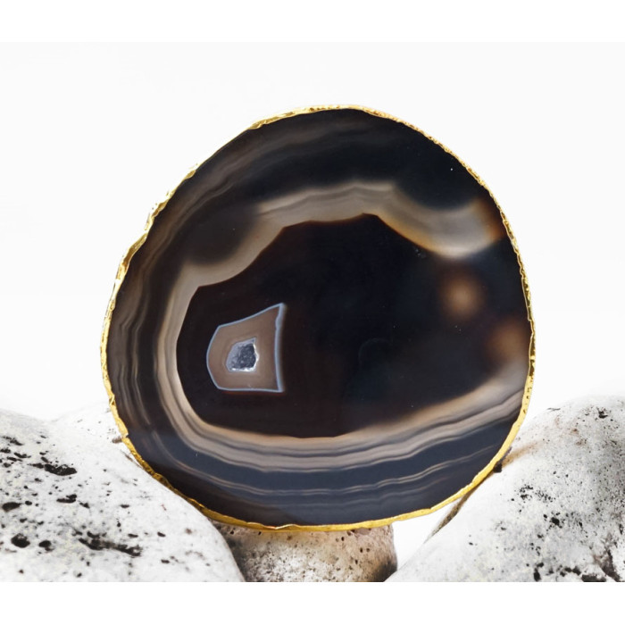 Зріз агата із золотою облямівкою 8 — 10 см Чорний