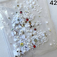 Декор для нігтів - металеві/пластикові фігурки різних форм у пакетику Білі бульйонки+червоні камінці № 42