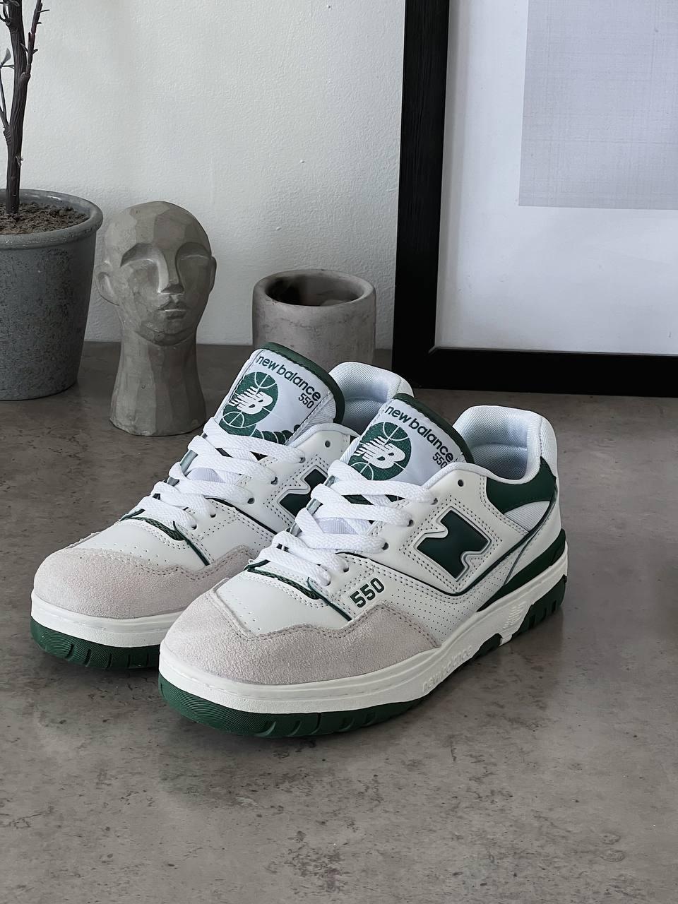 Чоловічі кросівки New Balance 550 White Green (білі з зеленим і бежевим) якісні модні кроси NB020 топ, фото 1
