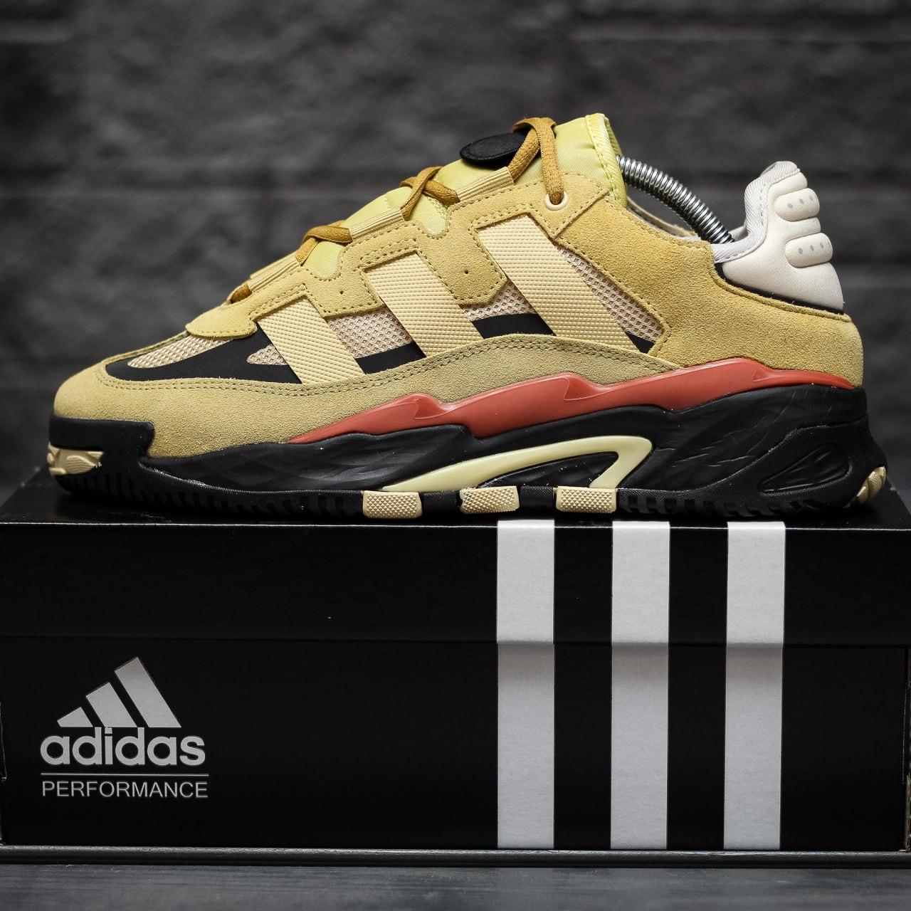 Чоловічі кросівки Adidas Niteball (жовті з білим і чорним) яскраві модні спортивні кроси демісезон 2270 топ