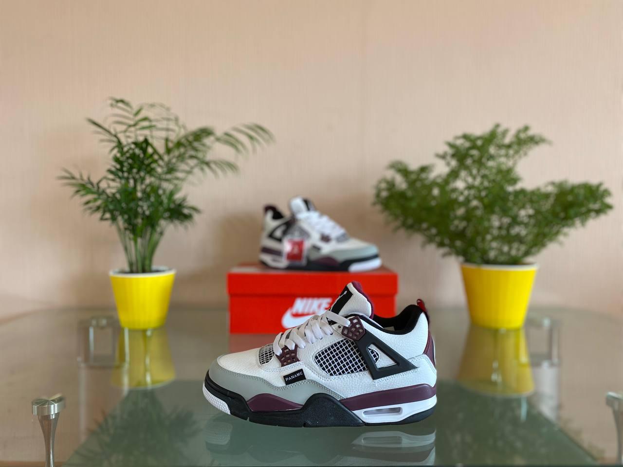 Чоловічі кросівки Nike Air Jordan 4 Retro PSG (білі з фіолетовим/чорним/сірим) D320 спортивні демі кроси топ, фото 1