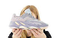 Женские кроссовки Adidas Yeezy 700 (серые с голубым) качественные спортивные комбинированные кроссы К12253 топ