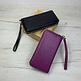 Великий шкіряний гаманець на блискавці з ремінцем КТ-10237 Фіолетовий, фото 4