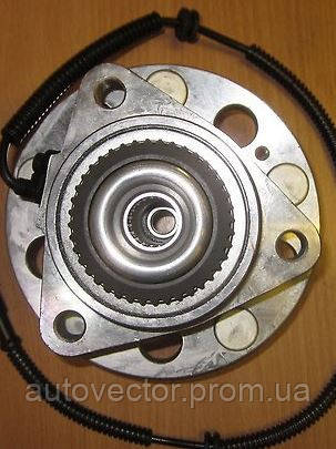 Маточина переднього колеса (вир-во SsangYong) 4142009405, 4142009404