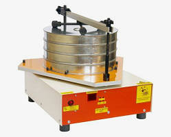 Рассевы і преси лабораторні