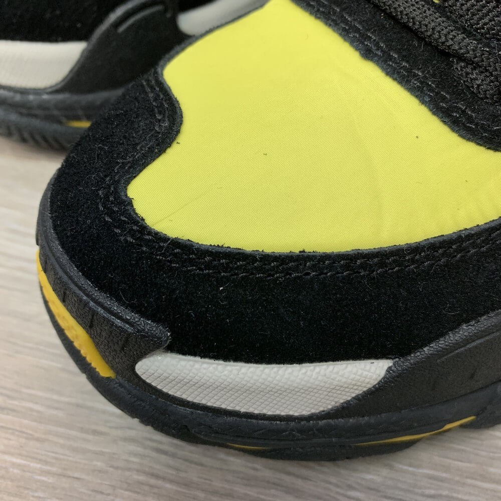 Balenciaga triple cheap s jordan