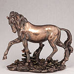 Статуетка Дика кобила виробництва італійської фірми Veronese (20 см) 76105A4