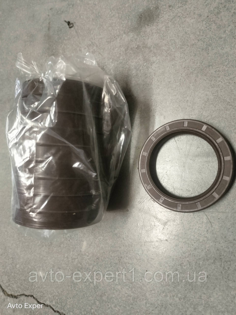 Сальник 40*62*8 DF 240-254
