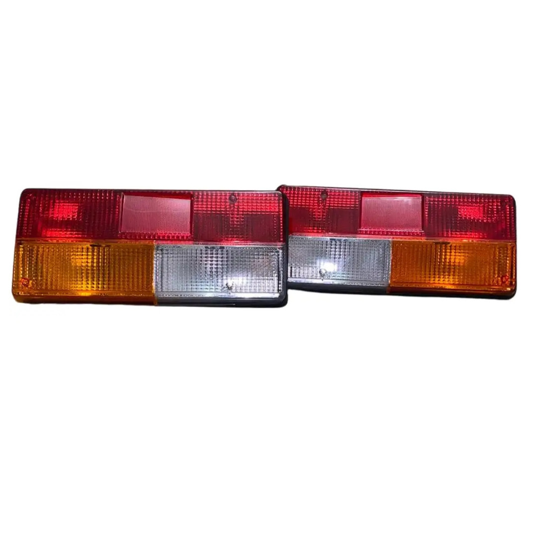 Ліхтарі задні ВАЗ 2107 Стандарт (з платою) (к-кт2шт) (вир-во Flagmus)