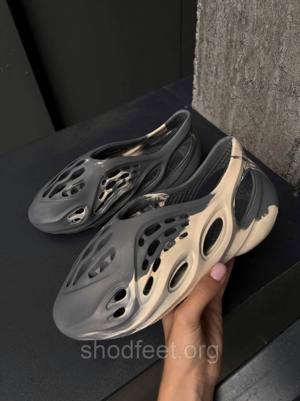 Кросівки Adidas Yeezy Foam Runner Mx Moon Grey UNISEX