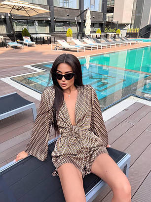 Стильний жіночий шовковий костюм кімоно вільного крою і вільні шорти Dm4594, фото 2