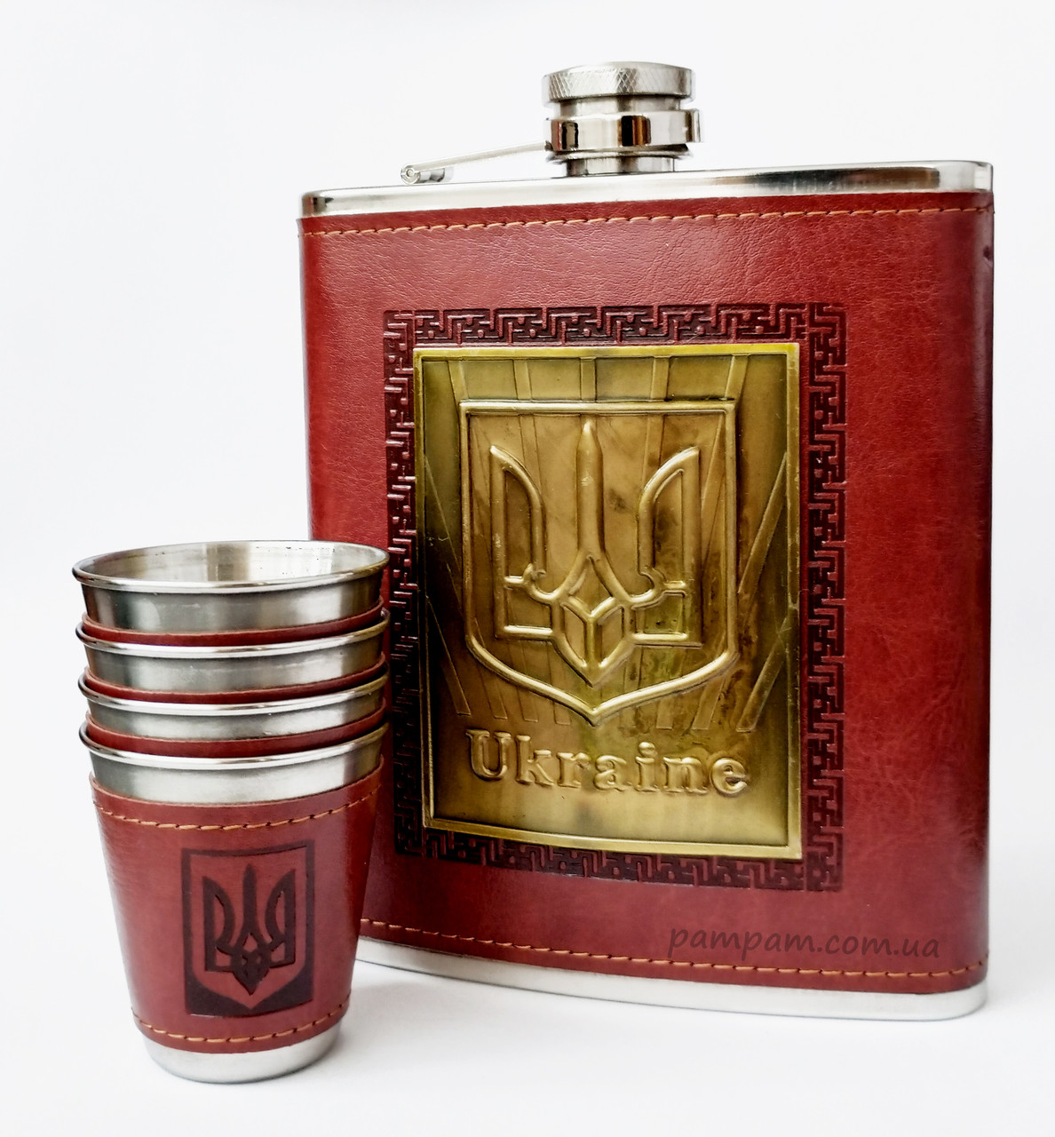 Подарунковий набір з флягою (фляга 500 мл + чарки та лійка)