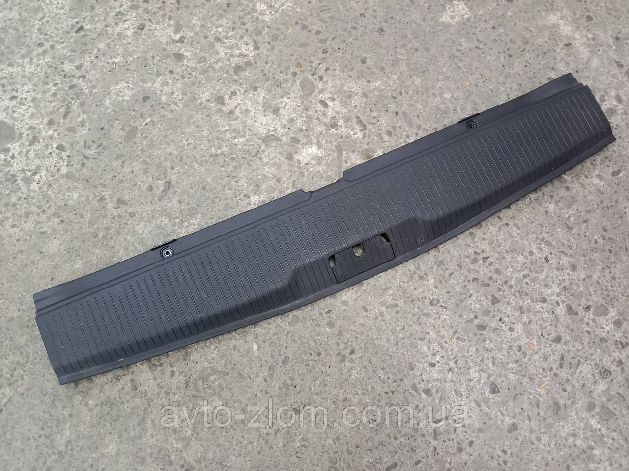 Накладка багажника Opel Vectra C, Вектра Ц. 13125639, фото 1