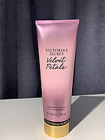 Лосьон для тела Victoria´s Secret Velvet Petals Fragrance Lotion 236 мл