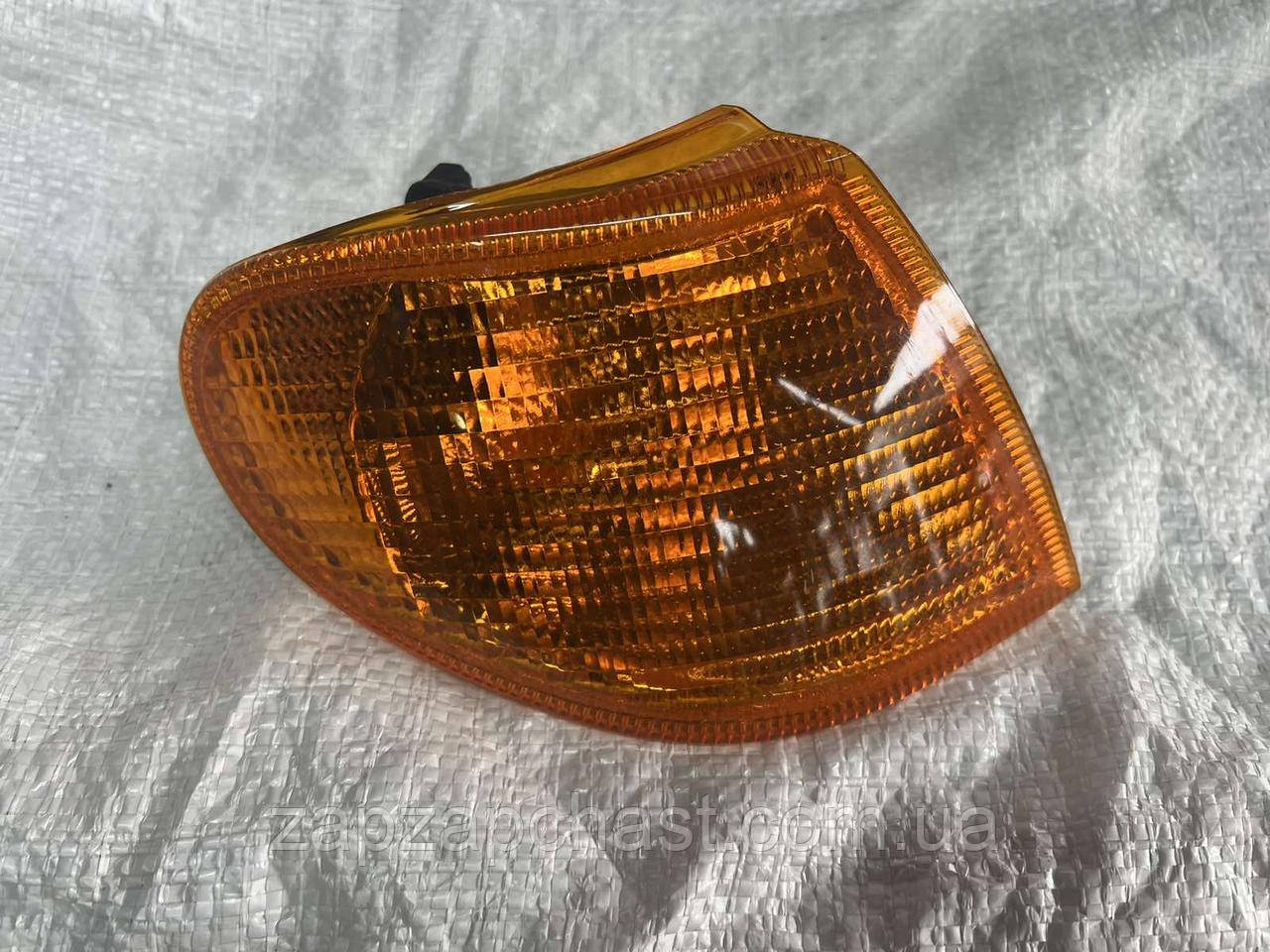 Поворотник передній Ваз 2113 2114 2115 правий жовтий тип Bosch, фото 1