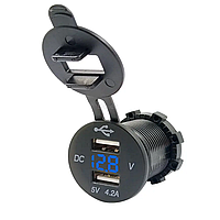 Автомобильная зарядка с пылезащитной крышкой и синим вольтметром, USB разъем 4,2 А (DS2013-V)