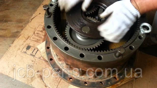 Ремонт бортового редуктора екскаватора