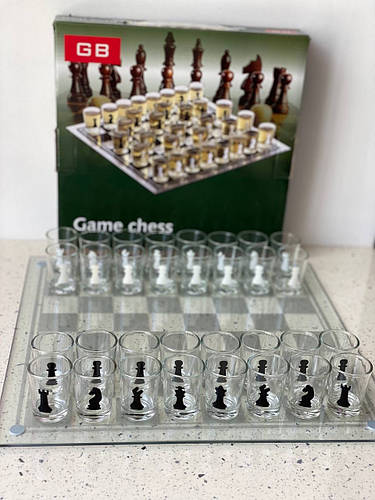 Купити Алко настільна гра П яні шахи або шашки з рюмками 35см на 35см ...