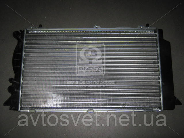 Радіатор охолодження AUDI 80 (вир-во Van Wezel) 03002089 (Kr)