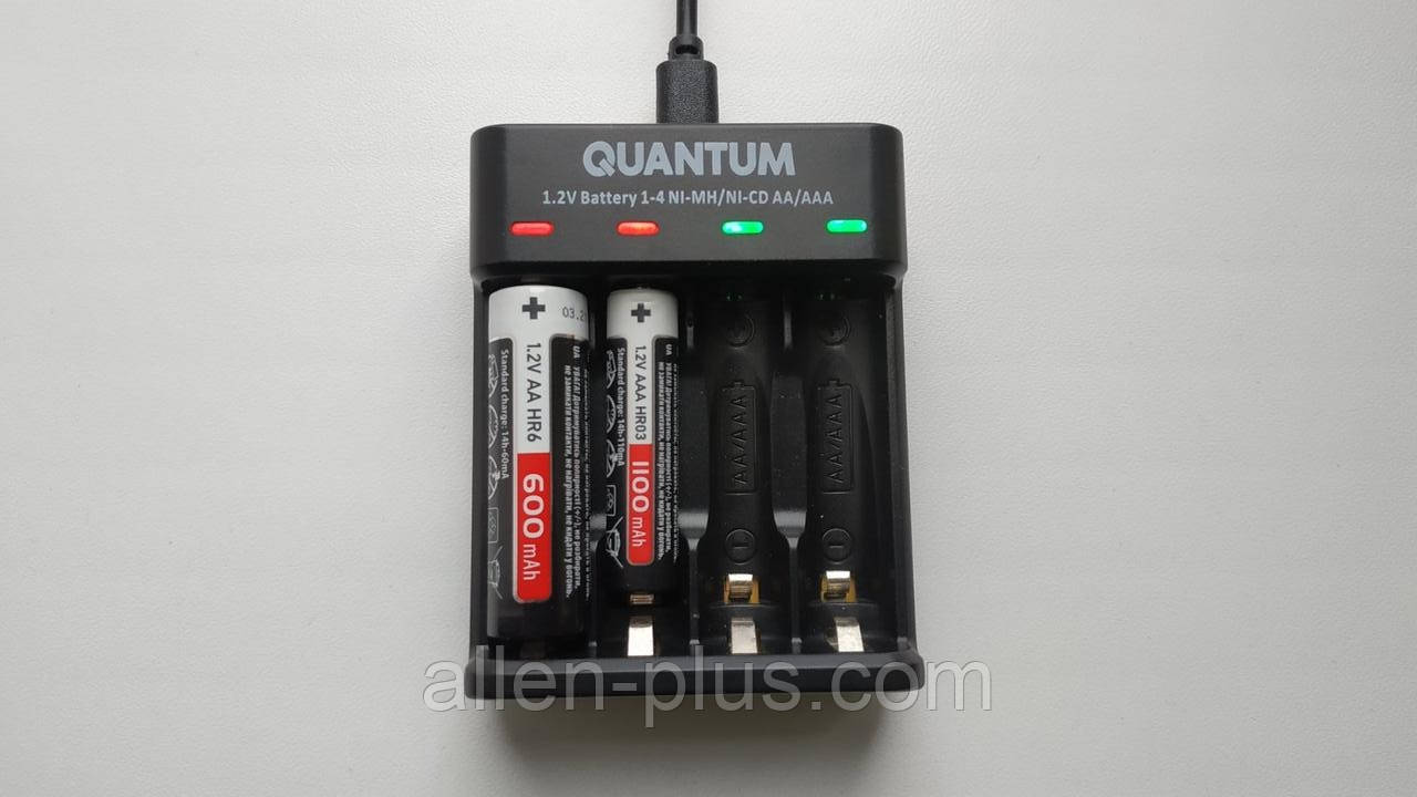 Зарядний пристрій VIDEX VCH-N400 (4xAA/4xAAA) Ni-MH/Ni-CD